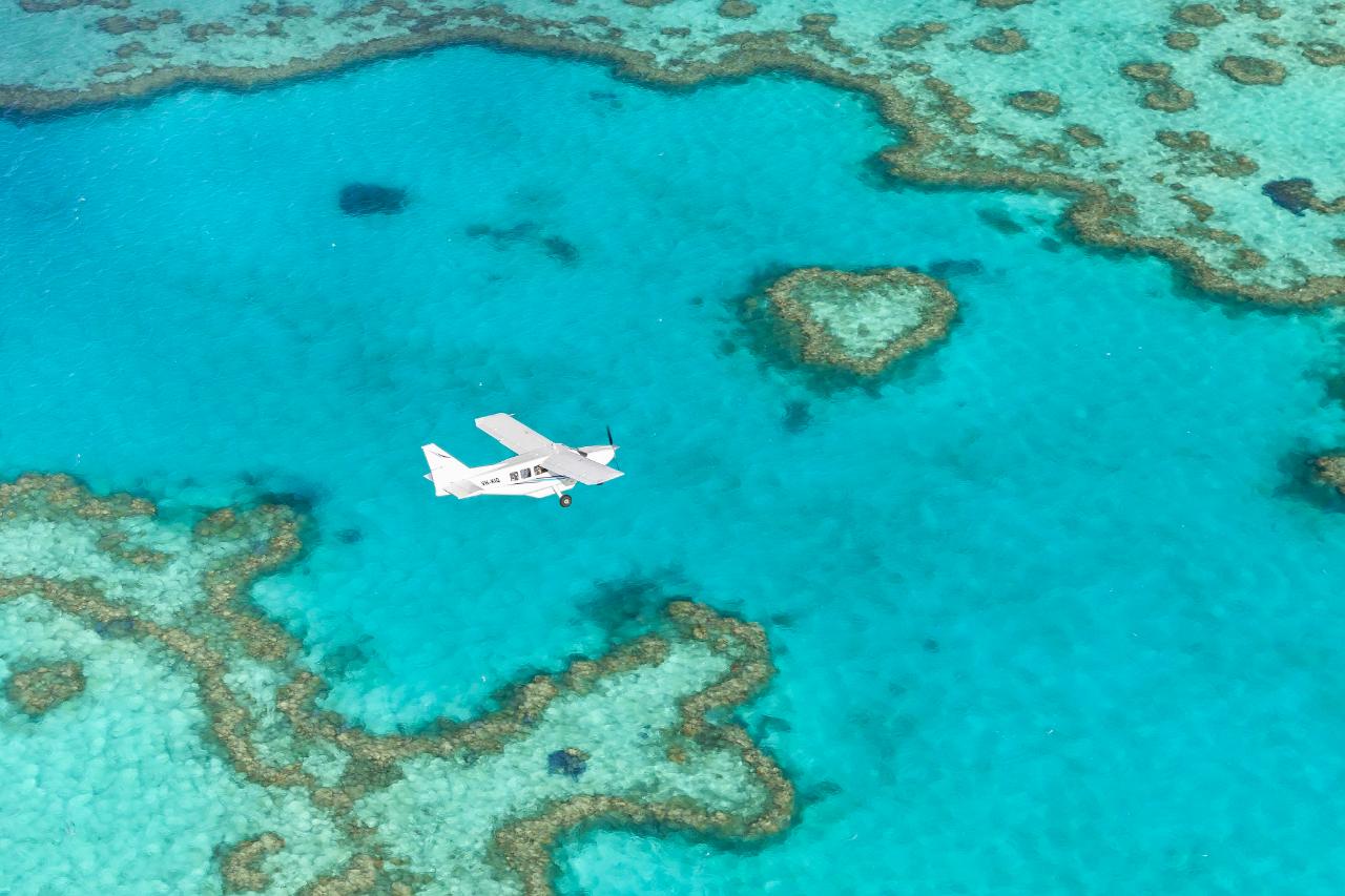 Ocean Rafting - 1 Hour Scenic Flight
