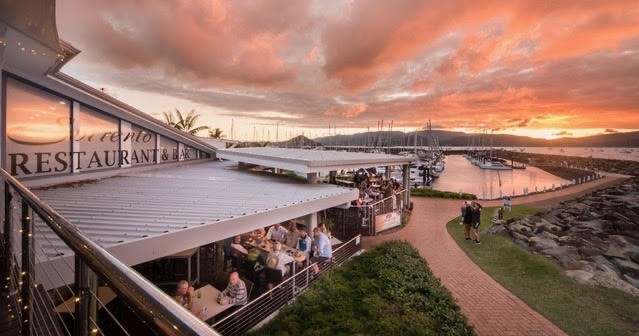 Sundowner Cruise & Dine: Sorrento's Restaurant