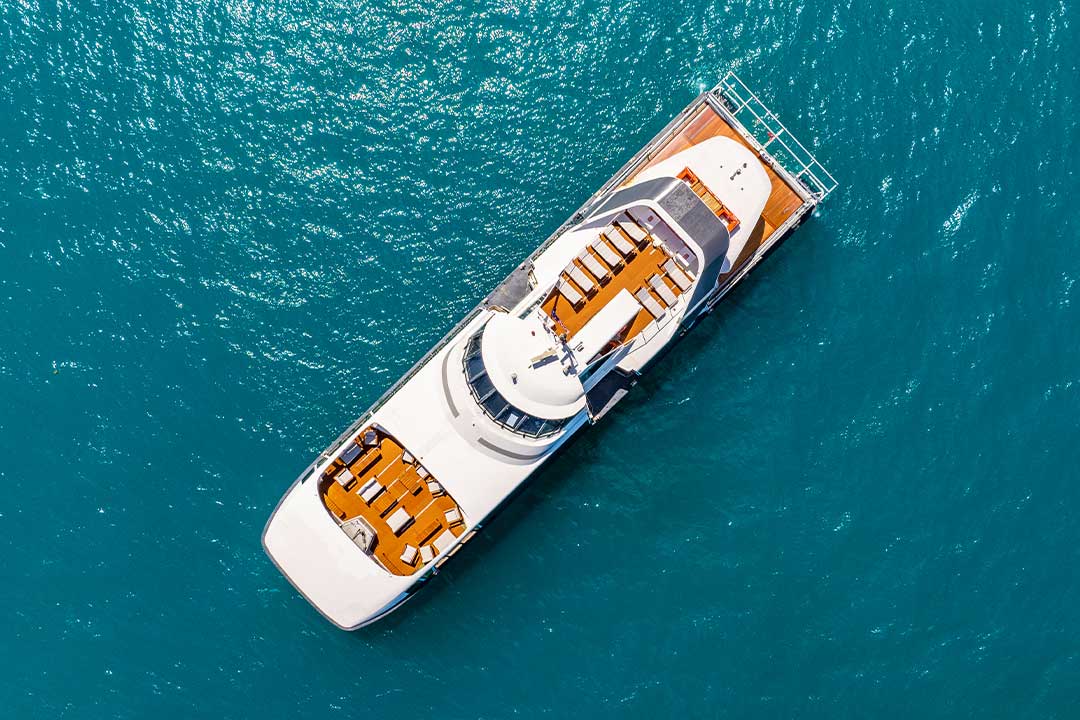 ZigZag Whitsundays Tours